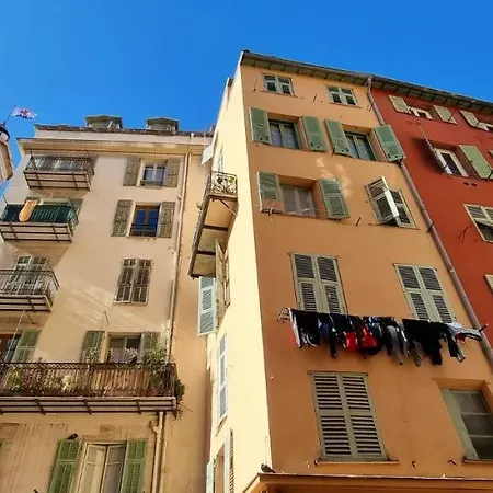 Charming In Vieux Apartment *