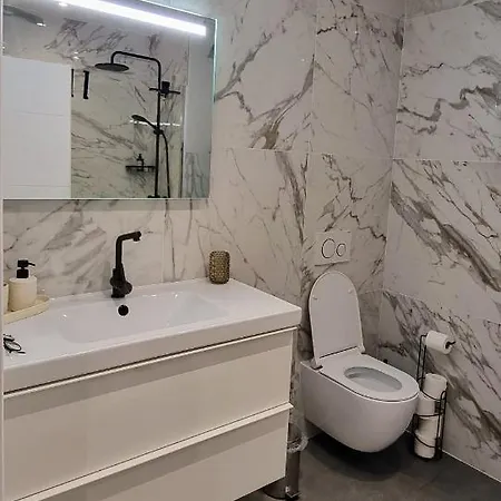 Charming In Vieux Apartment